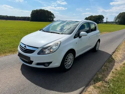 Gebraucht Opel Corsa 80 PS (58 kW) 2009 Weiß Kleinwagen