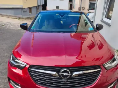 Gebraucht Opel Grandland X 177 PS (130 kW) 2019 Rot SUV