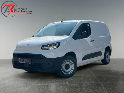 Neu Toyota Proace City City 102 PS (75 kW) 2026 Icy white Van / Kleinbus