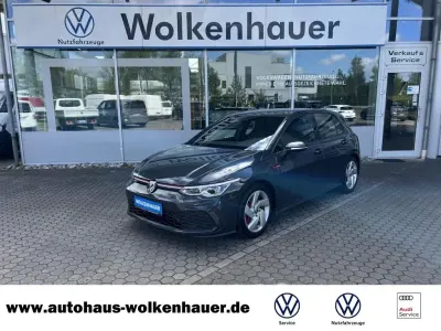 Gebraucht VW Golf VIII GTI 245 PS (180 kW) 2024 Uranograu Limousine