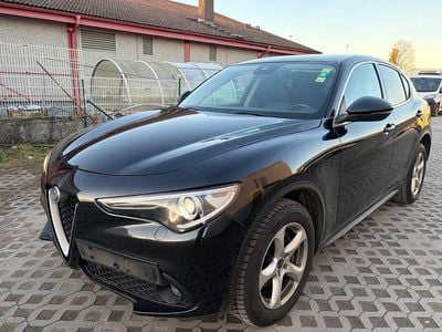 Gebraucht Alfa Romeo Stelvio Super 209 PS (153 kW) 2017 Schwarz SUV