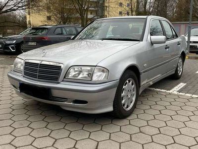 gebraucht Mercedes C200 Classic