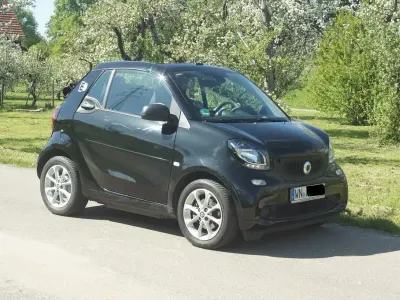 Gebraucht Smart ForTwo Electric Drive 60 kW (82 PS) 2018 Schwarz Cabrio