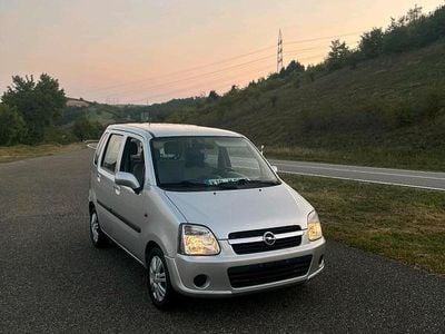 Opel Agila