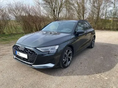 Gebraucht Audi A3 Premium 150 PS (110 kW) 2025 Grau Kombi