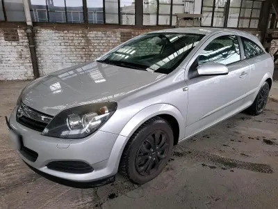 Gebraucht Opel Astra GTC 105 PS (77 kW) 2006 Grau Coupé