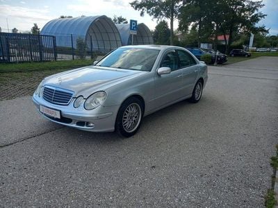 Mercedes E280