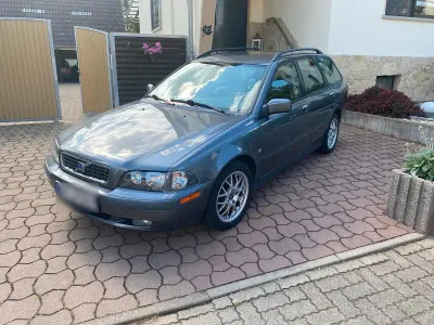 Gebraucht Volvo V40 115 PS (84 kW) 2003 Grau Kombi