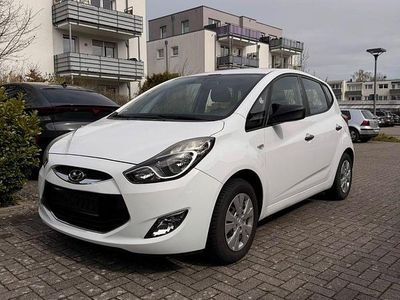 Gebraucht Hyundai ix20 Classic 90 PS (66 kW) 2011 Weiß Kleinwagen