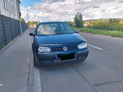 VW Golf IV
