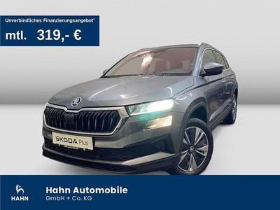 Graphitegrau metallic Gebraucht 2024 Skoda Karoq Style SUV | 29.930 € (Guter Preis)