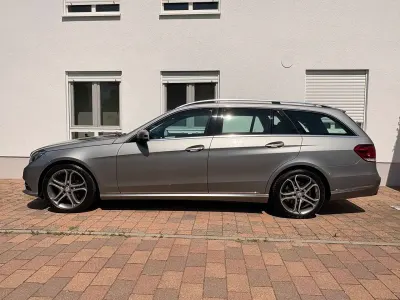 Gebraucht Mercedes E250 204 PS (150 kW) 2014 Grau Kombi