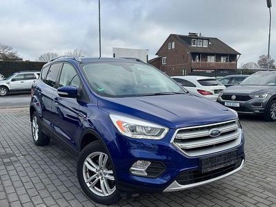 Gebraucht Ford Kuga Titanium 150 PS (110 kW) 2017 Blau SUV