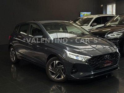 Gebraucht Hyundai i20 Trend 101 PS (74 kW) 2020 Grau Kleinwagen
