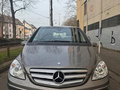 Gebraucht Mercedes B200 140 PS (102 kW) 2006 Grau Van / Kleinbus