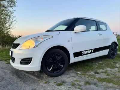 Gebraucht Suzuki Swift 94 PS (69 kW) 2011 Weiß Kleinwagen
