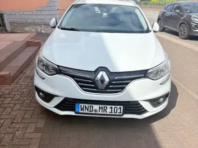 Gebraucht Renault Mégane IV Intens 110 PS (80 kW) 2018 Weiß Limousine