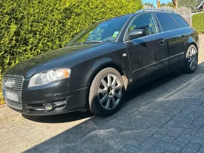 Gebraucht Audi A4 S-Line 140 PS (102 kW) 2005 Schwarz Kombi