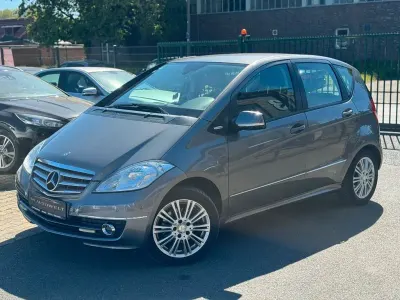 Gebraucht Mercedes A160 Elegance 95 PS (69 kW) 2010 Grau Limousine