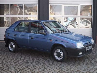 Skoda Favorit