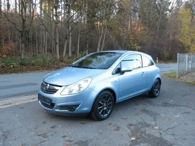 Używany Opel Corsa Edition 90 KM (66 kW) 2009 Hatchback