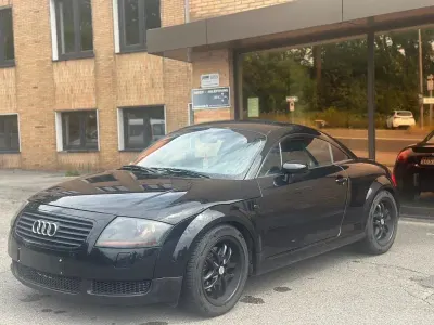 Gebraucht Audi TT Roadster Sport 179 PS (131 kW) 1999 Schwarz Cabrio