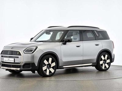 Grau Gebraucht 2025 Mini Countryman Favoured SUV | 45.166 € (Etwas zu teuer)