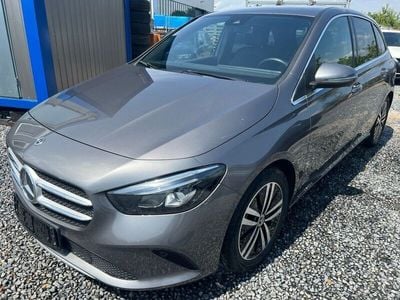 Mercedes B200