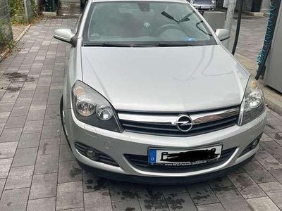 Opel Astra GTC
