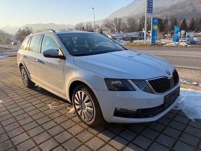 Weiß Gebraucht 2017 Skoda Octavia Ambition Kombi | 6.490 € (Guter Preis)