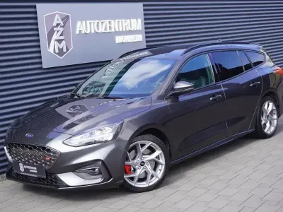 Second-hand Ford Focus Performance Edition 280 CP (205 kW) 2020 Gri Break