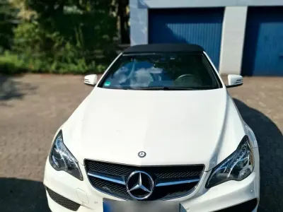 Gebraucht Mercedes E200 Sport Edition 184 PS (135 kW) 2017 Weiß Cabrio