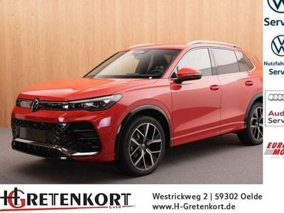 Gebraucht VW Tiguan R-line 150 PS (110 kW) 2024 Persimmon red (rot) SUV