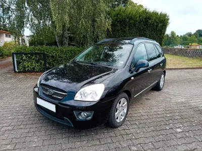 Gebraucht Kia Carens 144 PS (105 kW) 2009 Schwarz Van / Kleinbus