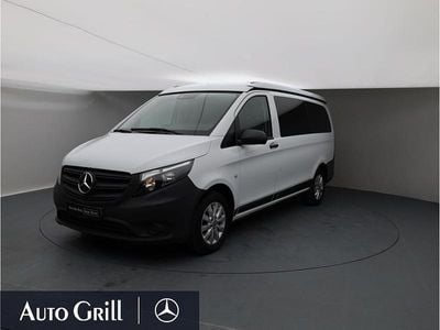 Mercedes V220