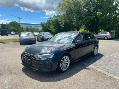 Gebraucht Audi A4 S-Line 150 PS (110 kW) 2023 Schwarz Kombi