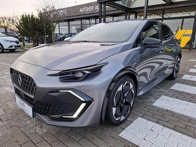 Neu Renault Clio V Techno 158 PS (116 kW) 2025 Grau/grau Limousine