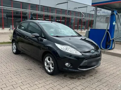 Gebraucht Ford Fiesta Titanium 82 PS (60 kW) 2009 Schwarz Kleinwagen