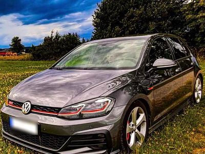 Gebraucht VW Golf VII GTI 310 PS (228 kW) 2018 Grau Kleinwagen