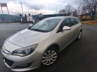 Gebraucht Opel Astra 110 PS (80 kW) 2013 Kombi