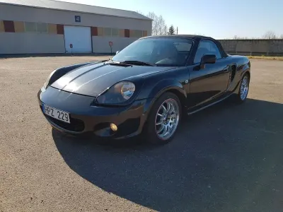 Gebraucht Toyota MR2 192 PS (141 kW) 2000 Schwarz Cabrio