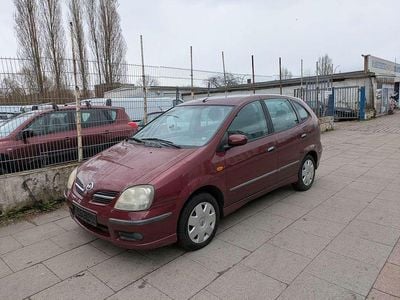 Gebraucht Nissan Almera Tino Basis 114 PS (83 kW) 2004 Rot Van / Kleinbus