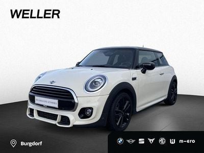 Pepper white (weiß) Gebraucht 2021 Mini Cooper Kleinwagen | 19.450 € (Fairer Preis)