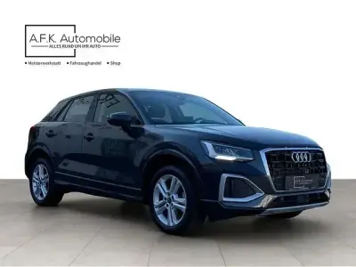 Gebraucht Audi Q2 Advanced Plus 150 PS (110 kW) 2024 Grau SUV