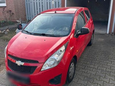 Begagnad Chevrolet Spark 68 HK (50 kW) 2011 Röd Halvkombi