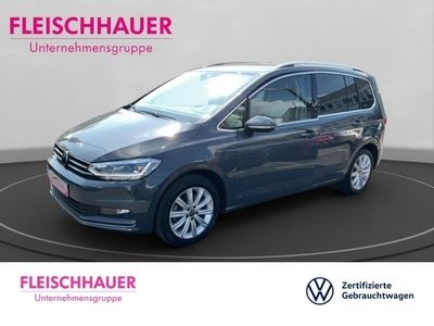 Grau Gebraucht 2024 VW Touran Highline Van / Kleinbus | 39.930 € (Teuer)