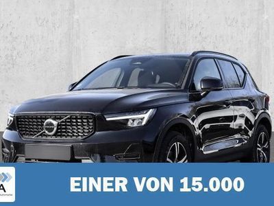 Schwarz metallic Gebraucht 2023 Volvo XC40 Plus SUV | 33.420 € (Fairer Preis)