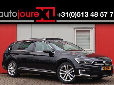 Gebraucht VW Passat Highline 218 PS (160 kW) 2015 Schwarz Kombi