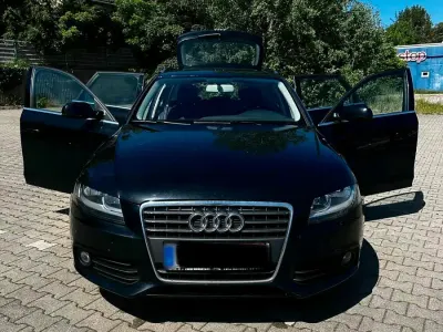 Gebraucht Audi A4 120 PS (88 kW) 2011 Schwarz Limousine