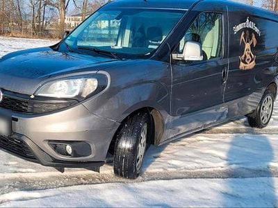 Grau Gebraucht 2020 Fiat Doblò Van / Kleinbus | 8.000 €